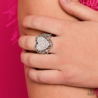 Paparazzi Romantic Escape - White Ring