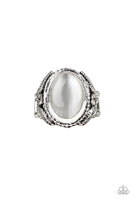 Paparazzi Deep Freeze - White Ring
