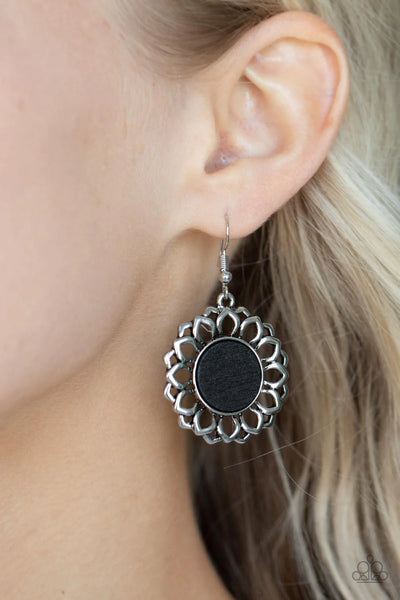 Paparazzi Farmhouse Fashionista - Black Earrings