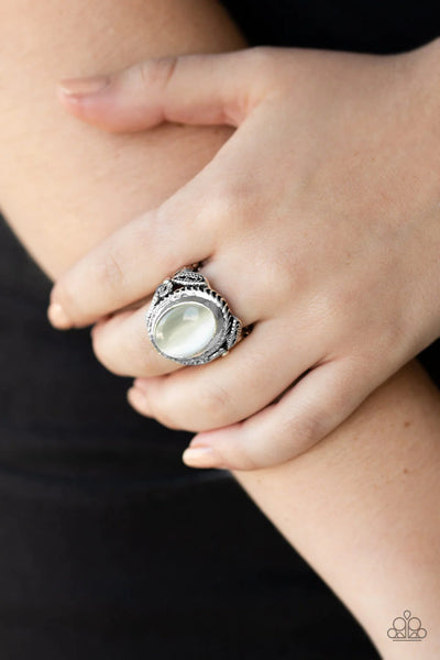 Paparazzi Deep Freeze - White Ring