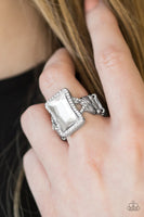 Paparazzi Glamour Icon - White Ring