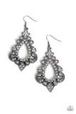 Paparazzi Fit for a DIVA - Black Earrings