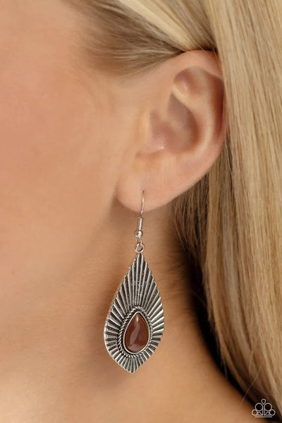 Paparazzi SOUL-ar Flare - Brown Earrings