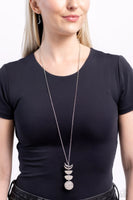 Paparazzi Phase Out - Silver Necklace