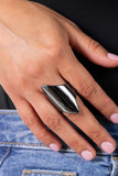 Paparazzi Pointed Palm Desert - Black Ring