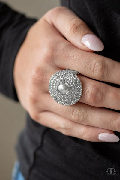Paparazzi Royal Ranking - White Ring