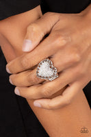 Paparazzi Romantic Escape - White Ring