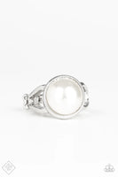 Paparazzi Pearl Powerhouse - White Ring