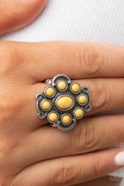 Paparazzi Santa Fe Fantasy - Yellow Ring