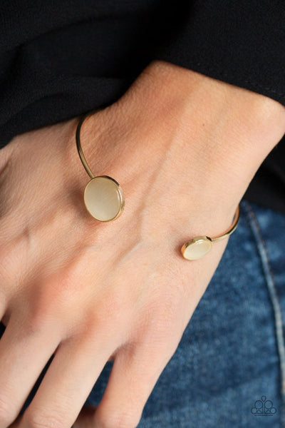 Paparazzi Brilliantly Basic - Gold Bracelet