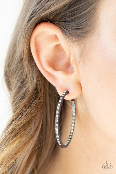 Paparazzi Comin Into Money - Black Earrings