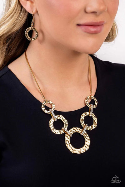 Paparazzi Rounded Redux - Gold Necklace