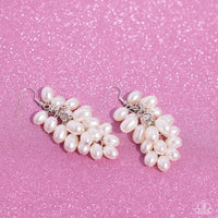 Paparazzi Pearl Posse - White Earrings