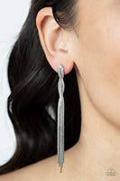 Paparazzi Ropin Rodeo Queen - Silver Earrings
