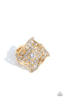 Paparazzi Tilted Talent - Gold Ring