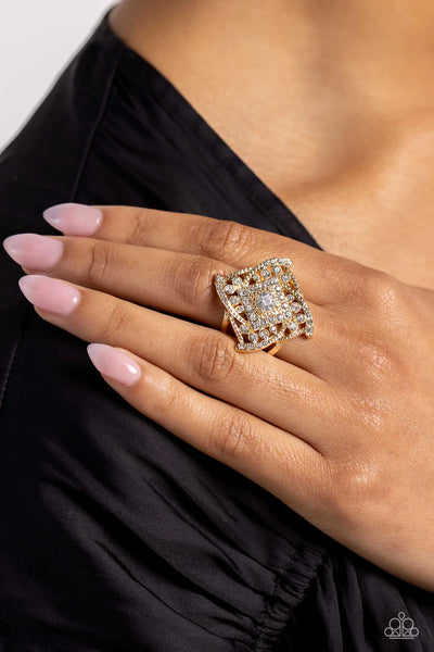 Paparazzi Tilted Talent - Gold Ring