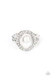 Paparazzi Seize the Shimmer - White Ring