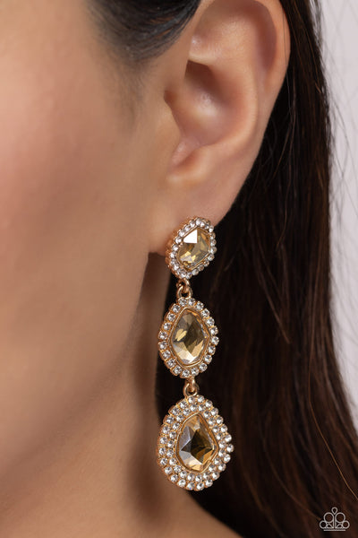 Paparazzi Prove Your ROYALTY - Gold Post Earrings