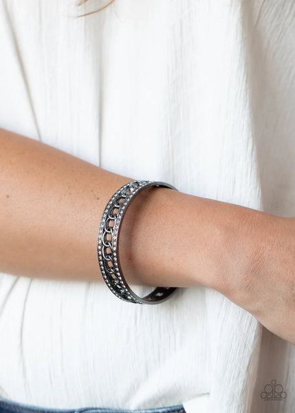 Paparazzi Couture Court - Black Bracelet