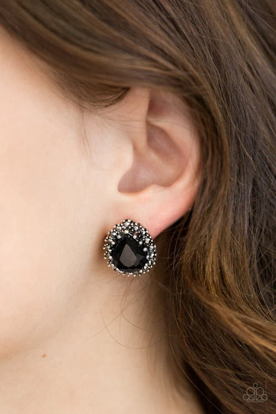 Paparazzi Quintessentially Queen - Black Post Earrings
