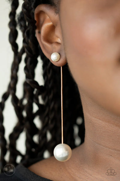 Paparazzi Extended Elegance - Gold Post Earrings