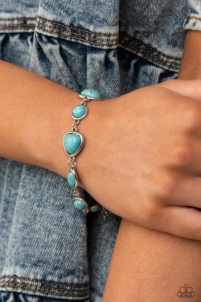 Paparazzi Eco-Friendly Fashionista - Blue Bracelet