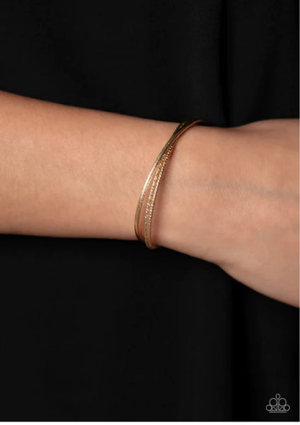 Paparazzi Coachella Curls - Gold Bracelet