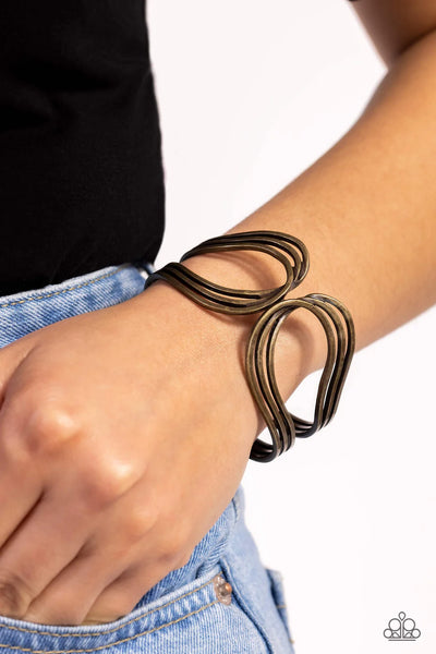 Paparazzi Shockwave Attitude - Brass Bracelet