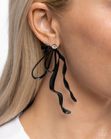 Paparazzi Trendy Tapestry - Black Post Earrings