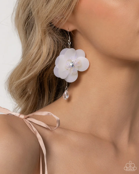 Paparazzi Oversized Opulence - White Earrings
