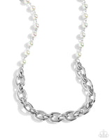 Paparazzi Dual Daydream & Pearl Pairing - Silver Set