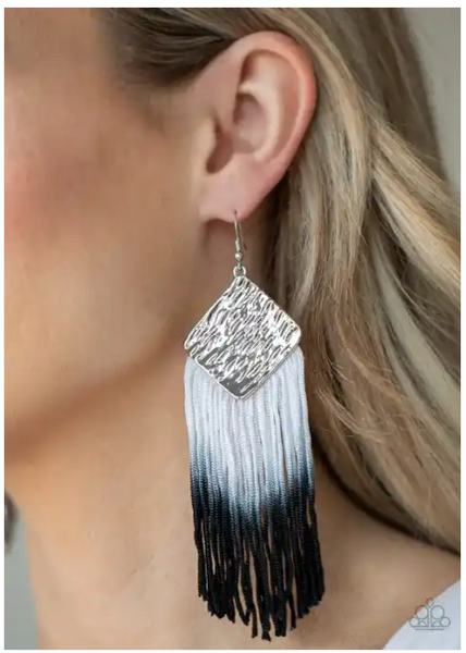 Paparazzi DIP The Scales - Black Earrings