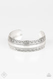 Paparazzi Desert Peaks - Silver Bracelet