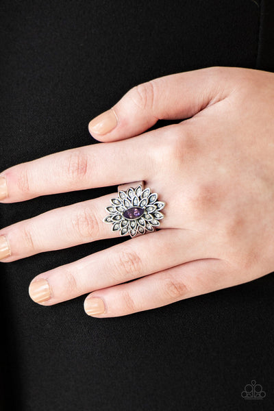 Paparazzi Blooming Fireworks - Purple Ring