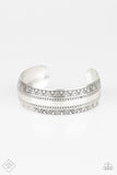 Paparazzi Desert Peaks - Silver Bracelet