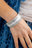 Paparazzi Desert Peaks - Silver Bracelet