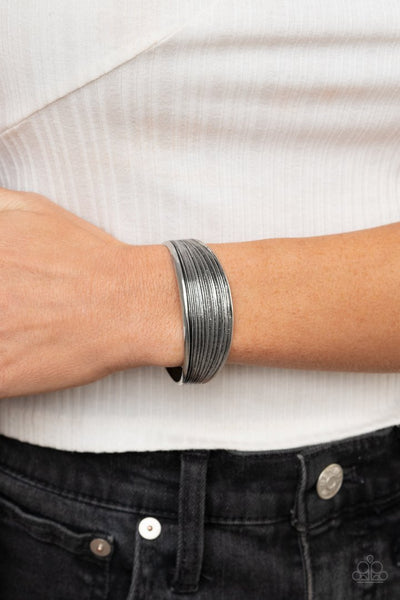 Paparazzi Off The Cuff Couture - Silver Bracelet