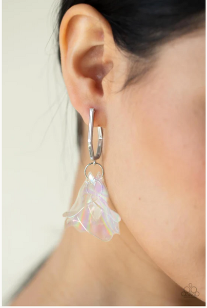 Paparazzi Jaw-Droppingly Jelly - Silver Hoop Earrings