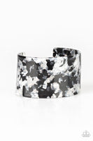 Paparazzi Vogue Revamp - White Bracelet