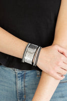 Paparazzi MERMAIDS Have More Fun - Gold Wrap Bracelet