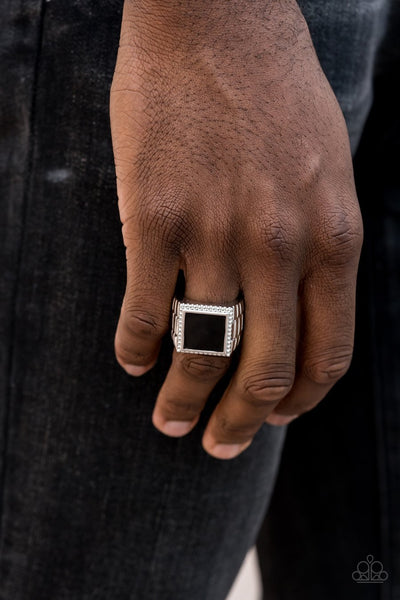 Paparazzi The Titan - Black Men's Ring