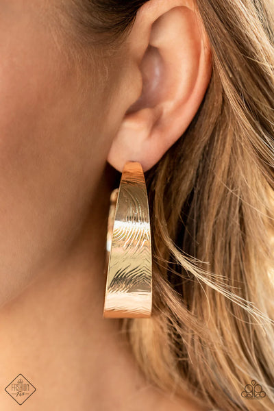 Paparazzi Curve Crushin - Gold Hoop Earrings