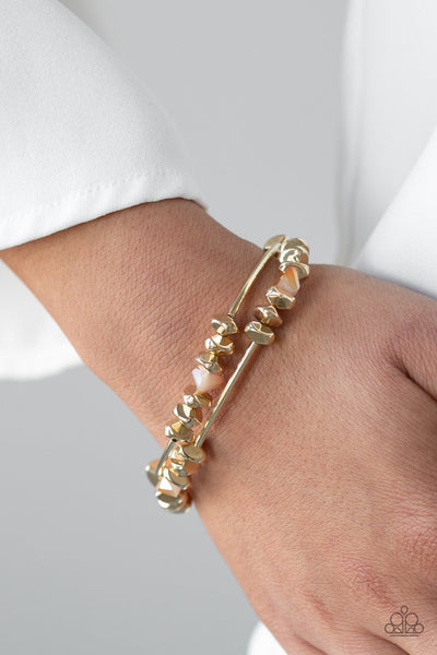 Paparazzi Get the GLOW on the Road - Gold Bracelet