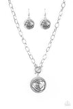 Paparazzi Beautifully Belle - Silver Necklace