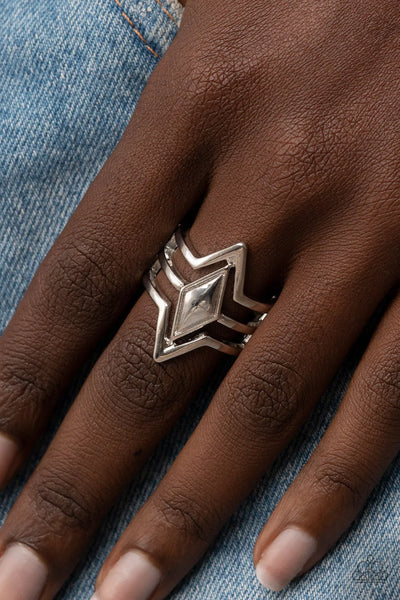 Paparazzi Deceivingly Diamond - Silver Ring