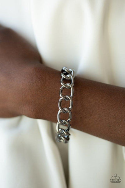 Paparazzi CHAINge of Scene - Black Bracelet