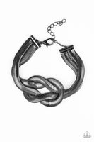 Paparazzi To The Max - Black Bracelet