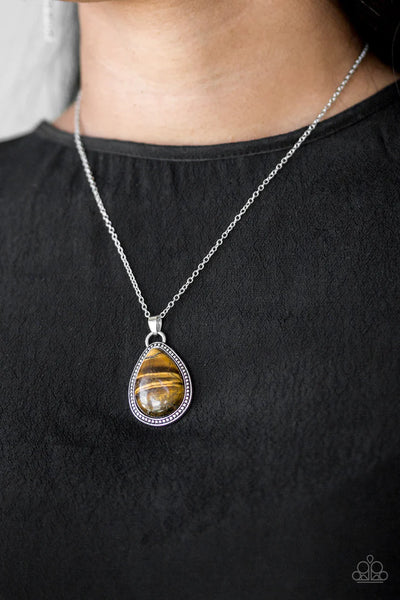Paparazzi On The Home FRONTIER - Brown Necklace