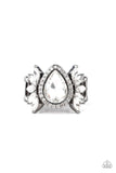 Paparazzi Really Regal - Black Ring
