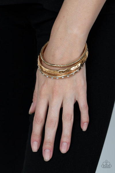Paparazzi Confidently Curvaceous - Gold Bracelet